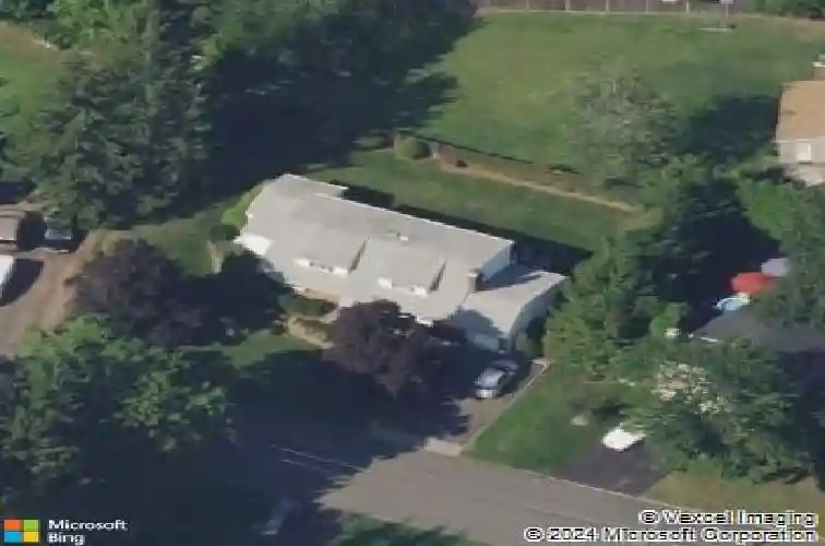 28 pine dr, park ridge,  NJ 07656