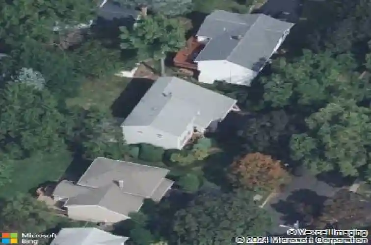 755 walnut st, paramus,  NJ 07652