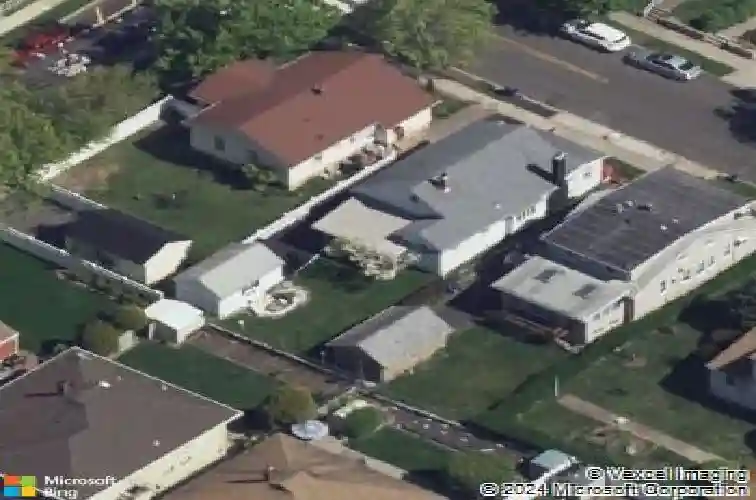 696 linden ave, ridgefield,  NJ 07657