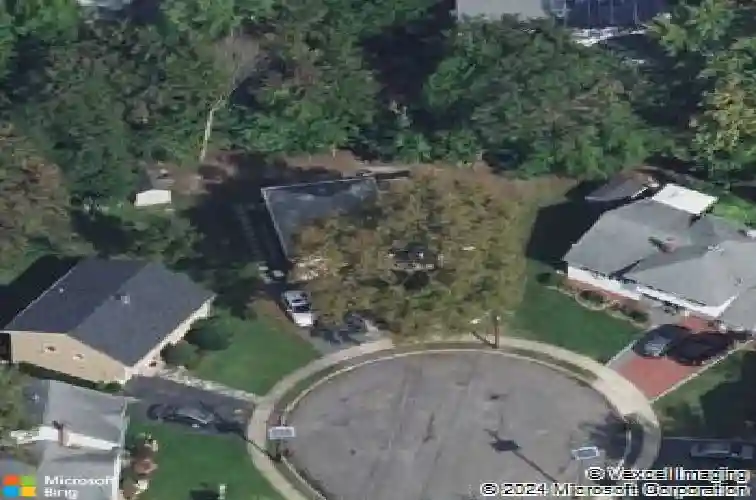 56 sergent ct, bergenfield,  NJ 07621