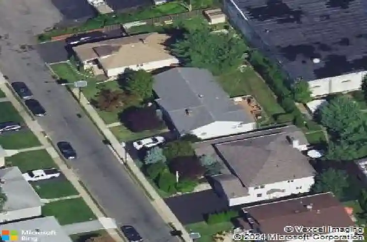 33 chobot ln, elmwood park,  NJ 07407