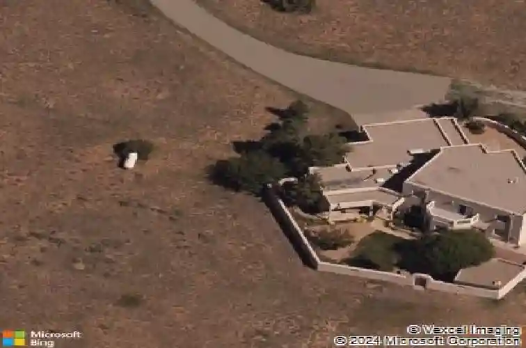 33 entrada de santiago, santa fe,  NM 87508