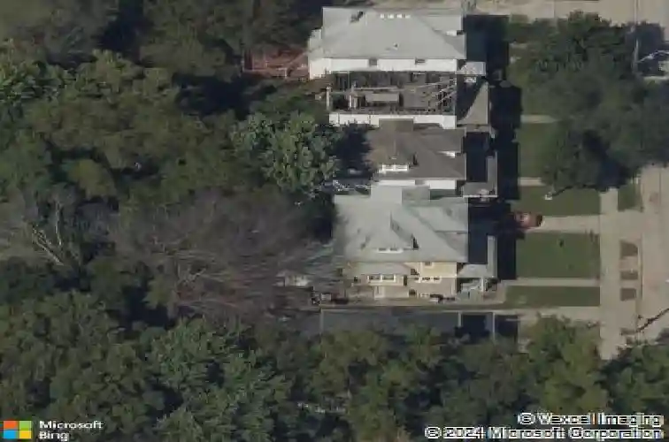 3620 woodland ave, kansas city,  MO 64109