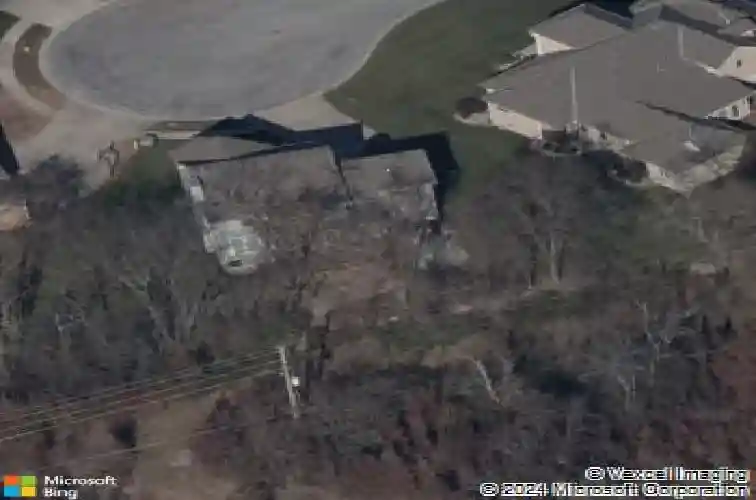 812 sw cutter ct, lees summit,  MO 64081