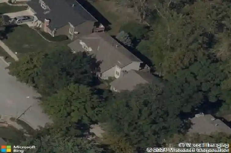 8529 n troost ave, kansas city,  MO 64155