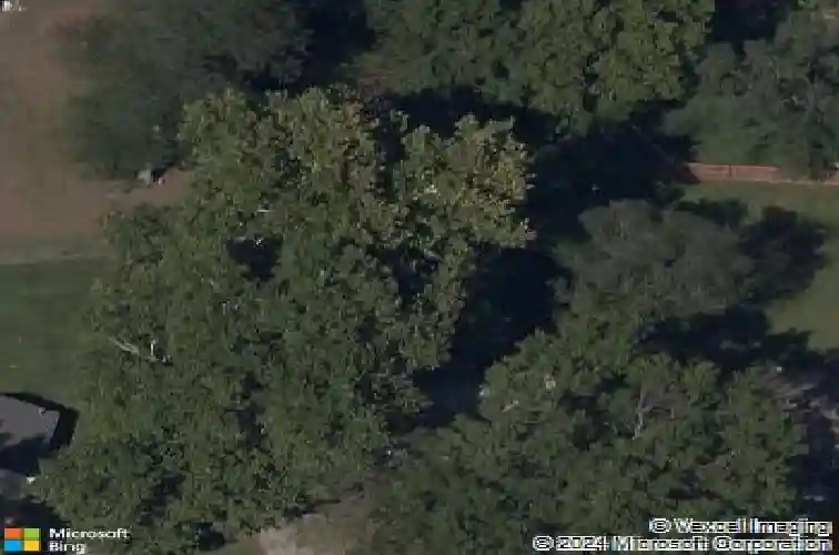 2414 ne 48th st, kansas city,  MO 64118