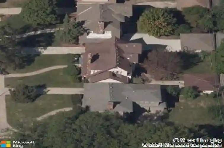 7241 ward pkwy, kansas city,  MO 64114