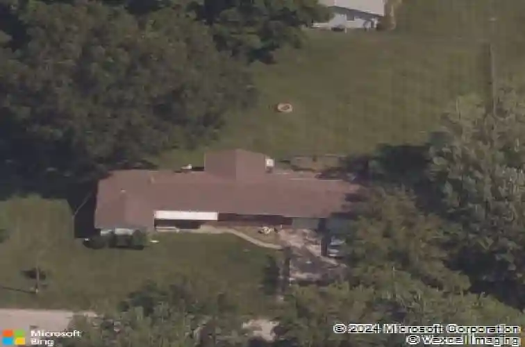 8906 e 58th st, raytown,  MO 64133
