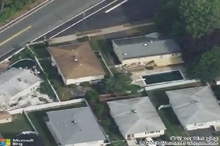 2 elmwood ter, elmwood park,  NJ 07407