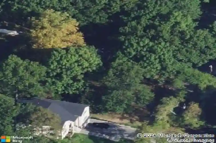 391 harrison st, paramus,  NJ 07652