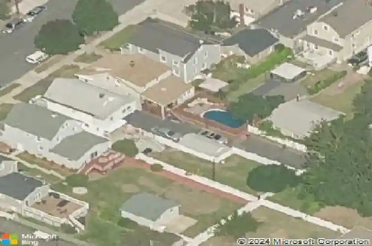 312 weart ave, lyndhurst,  NJ 07071