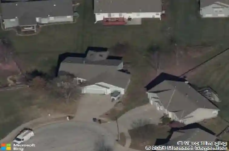 1004 hackberry ct, liberty,  MO 64068