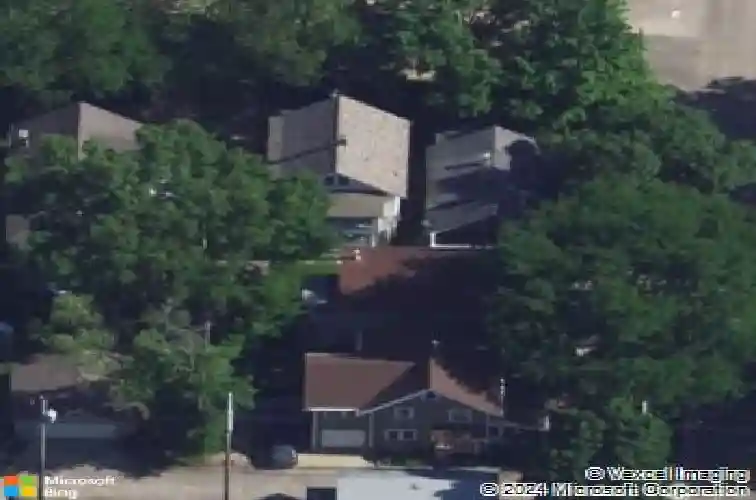 1837 grande ave se, cedar rapids,  IA 52403