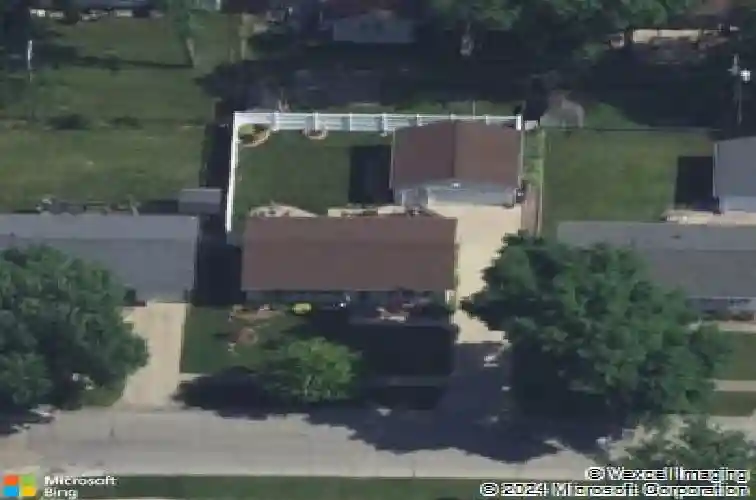 4520 ford ave nw, cedar rapids,  IA 52405