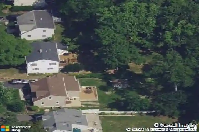 16 wilson ter, waldwick,  NJ 07463