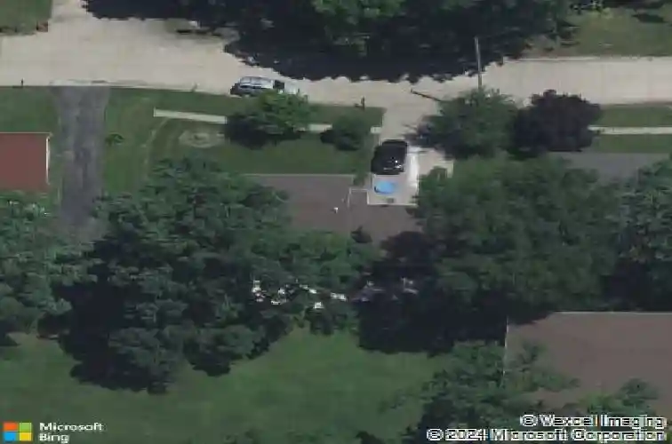 115 chaffee dr, hiawatha,  IA 52233