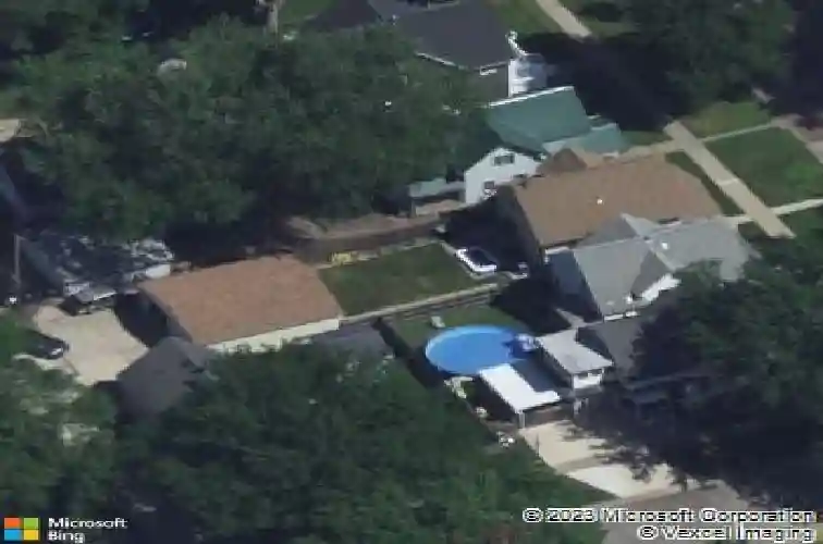 1222 1st st sw, cedar rapids,  IA 52404