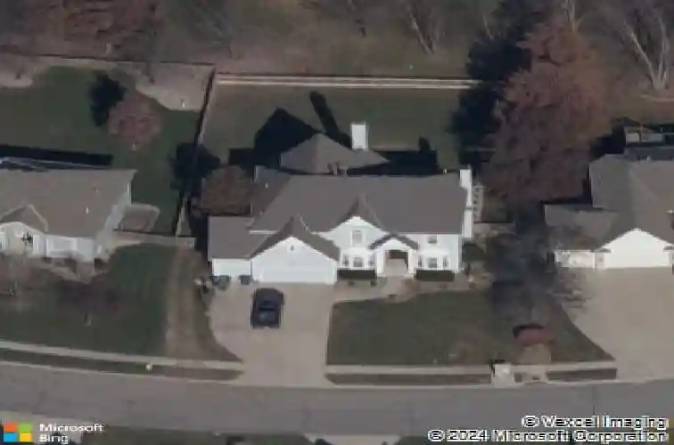 2412 sw winterwood ct, lees summit,  MO 64081