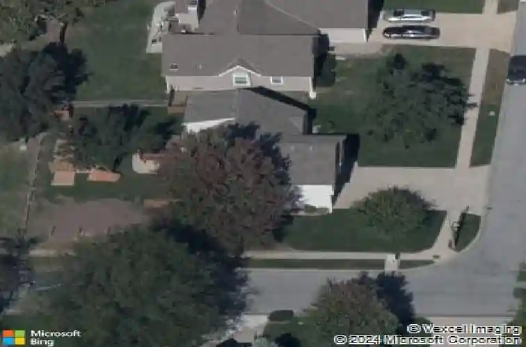 212 se bingham dr, lees summit,  MO 64063