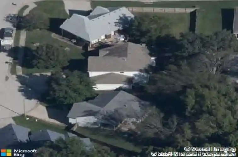 503 sw oak wood ct, grain valley,  MO 64029