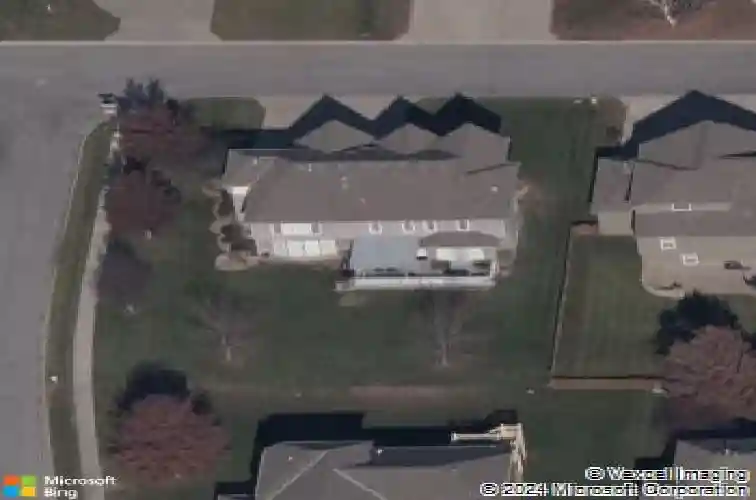 2413 sw regency dr, lees summit,  MO 64082