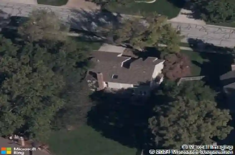 4014 ne woodridge dr, lees summit,  MO 64064