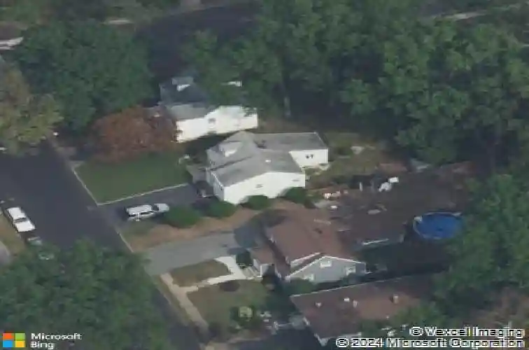 129 iozia ter, elmwood park,  NJ 07407