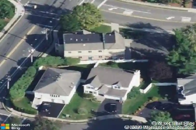 263 washington, dumont,  NJ 07628