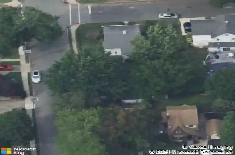 135 e linden ave, dumont,  NJ 07628