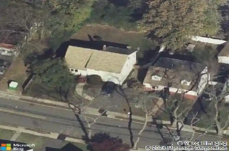 19 fycke ln, teaneck,  NJ 07666