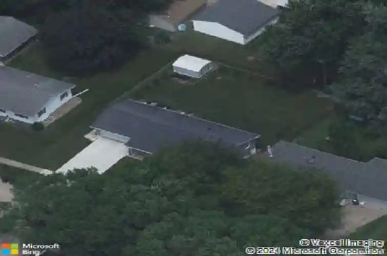 2710 hickory dr sw, cedar rapids,  IA 52404