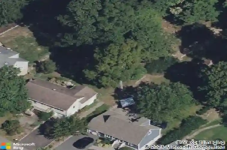 83 oneida ave, oakland,  NJ 07436