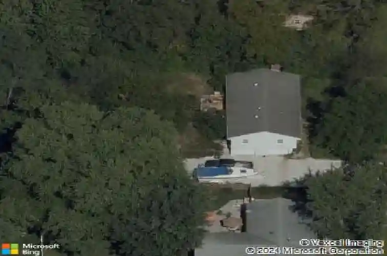 7940 n broadway st, kansas city,  MO 64118