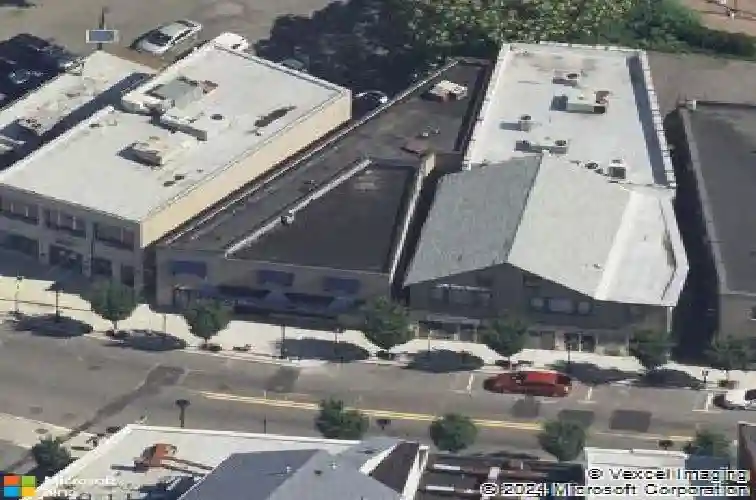 217 main, fort lee,  NJ 07024