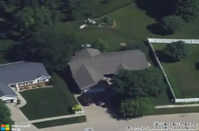 6812 underwood ave sw, cedar rapids,  IA 52404