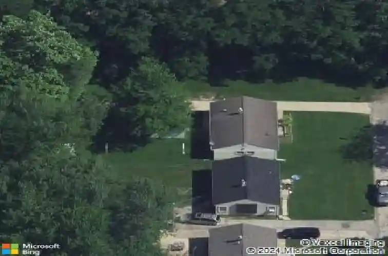 3756 h ave ne, cedar rapids,  IA 52402