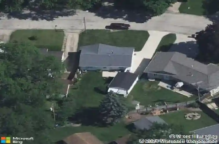 1011 regent st ne, cedar rapids,  IA 52402