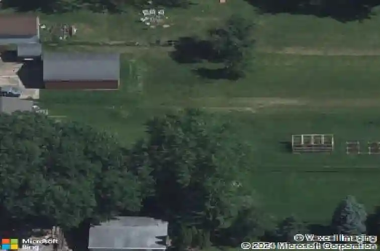 2453 fruitland blvd sw, cedar rapids,  IA 52404