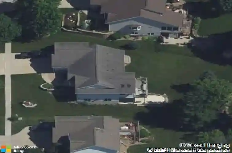 1319 jackson woods ct nw, cedar rapids,  IA 52405