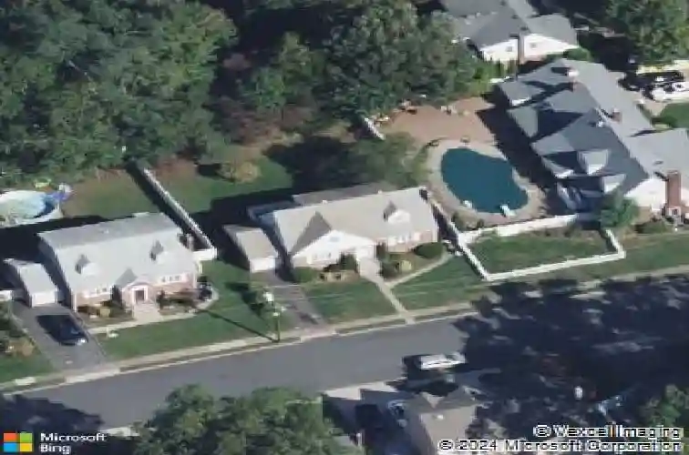 37-27 hale pl, fair lawn,  NJ 07410