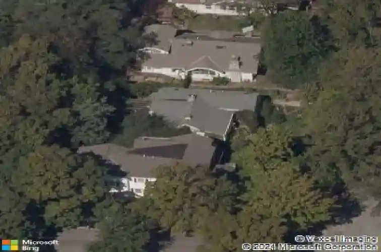 5742 kenwood ave, kansas city,  MO 64110