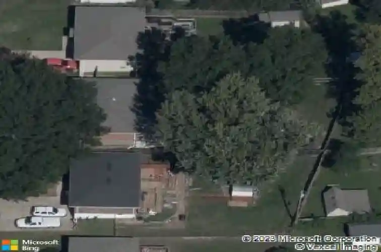 1309 s mchenry st, independence,  MO 64057