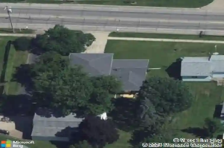 1241 42nd st ne, cedar rapids,  IA 52402