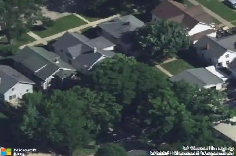 1551 c ave ne, cedar rapids,  IA 52402