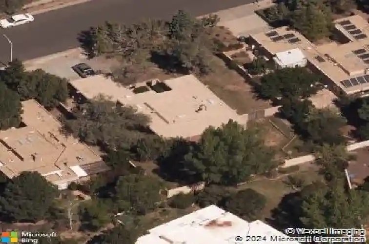 692 calle espejo, santa fe,  NM 87505