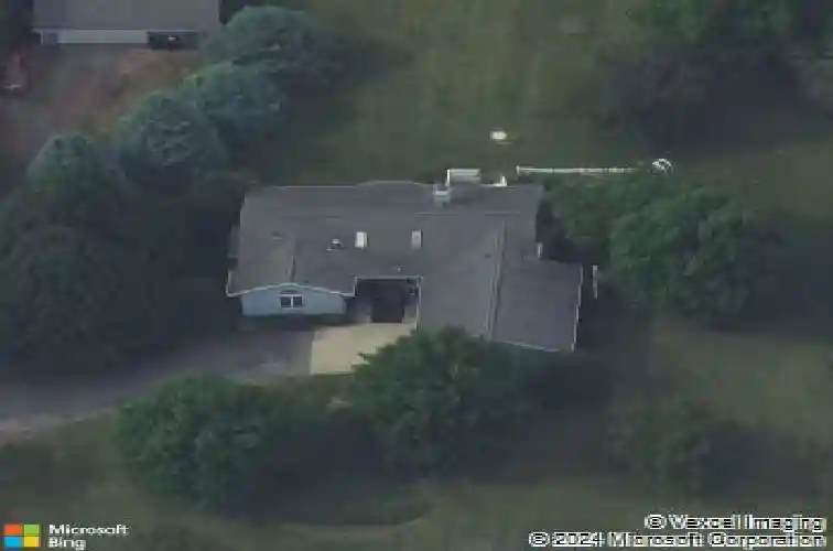 4910 beverly rd sw, cedar rapids,  IA 52404