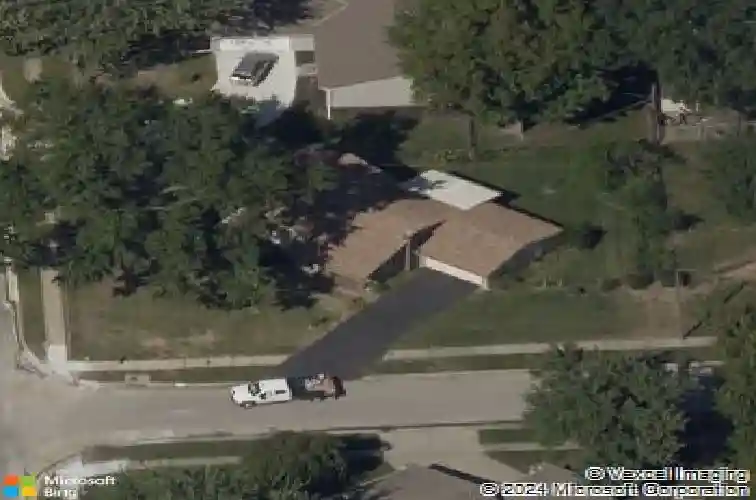 6701 n flora ave, kansas city,  MO 64118