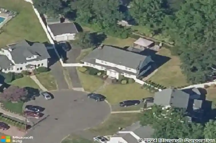10 lynn ct, rutherford,  NJ 07070