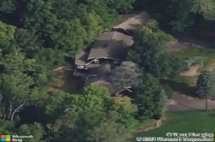 27 applewood dr, upper saddle river,  NJ 07458