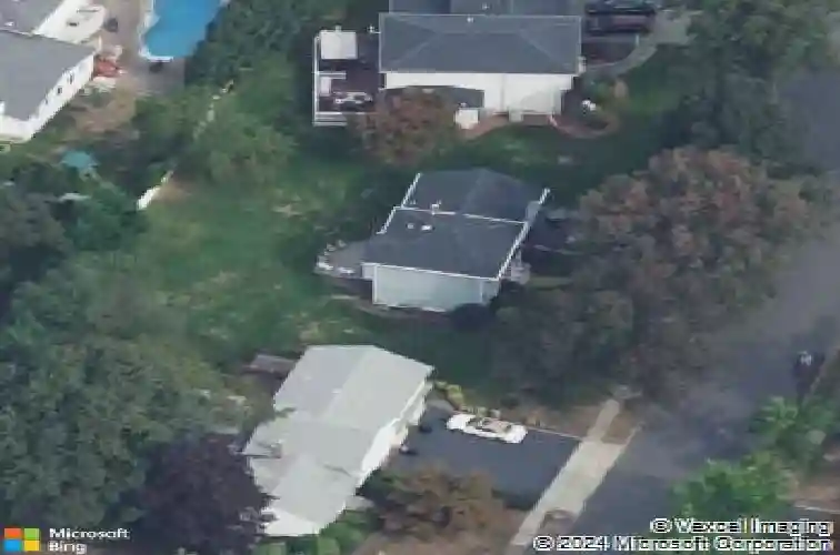 659 swathmore ln, paramus,  NJ 07652